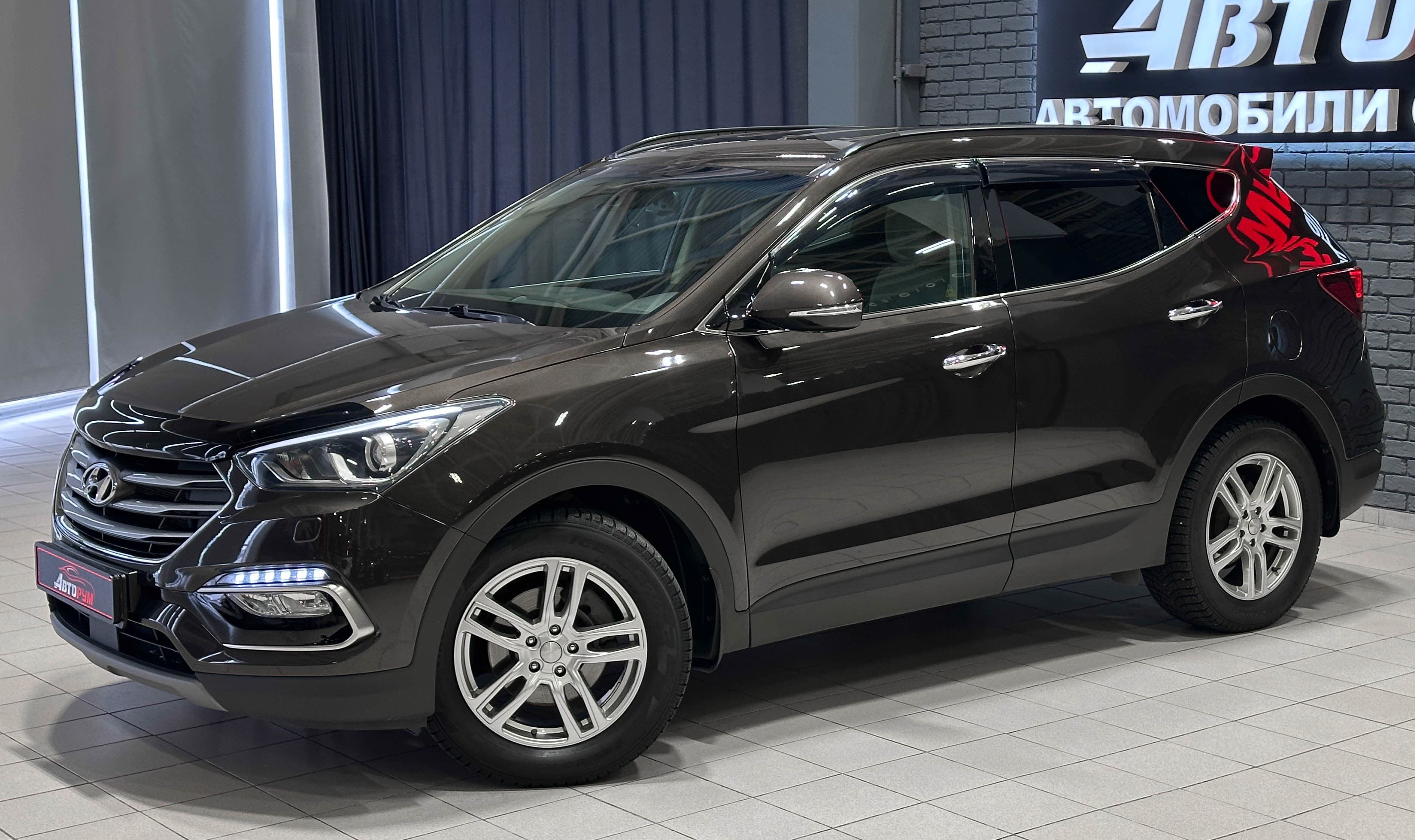 Hyundai Santa Fe - 2